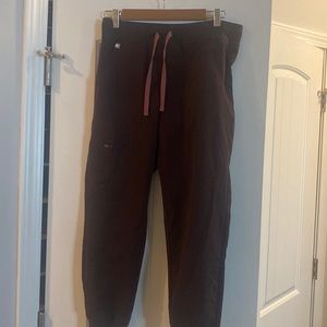 Figs size small petite chocolate brown joggers